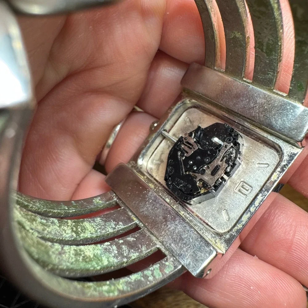 Y2K Silver Tone Pink Dial Cuff Quartz Watch Rectangular Face Parts Repair Vintag